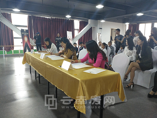 ����á������������ِ��ӬF(xi��n)��