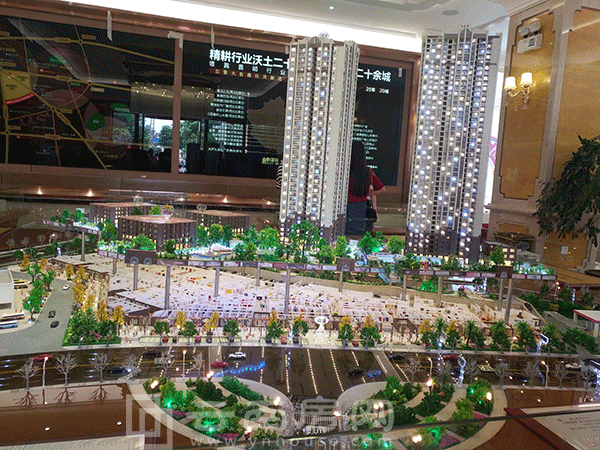 ��̩���H����ɳ�P