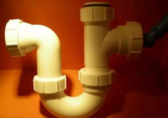 �ܵ�����