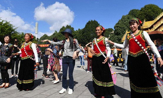 ���ʄ���