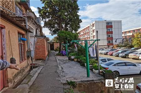 �cٝ���P���^(q��)��Ȫ�ֵ�СС���¼ܻݼ�1300�����